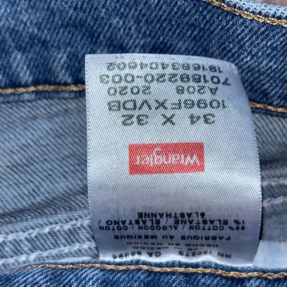 Wrangler regular fit
